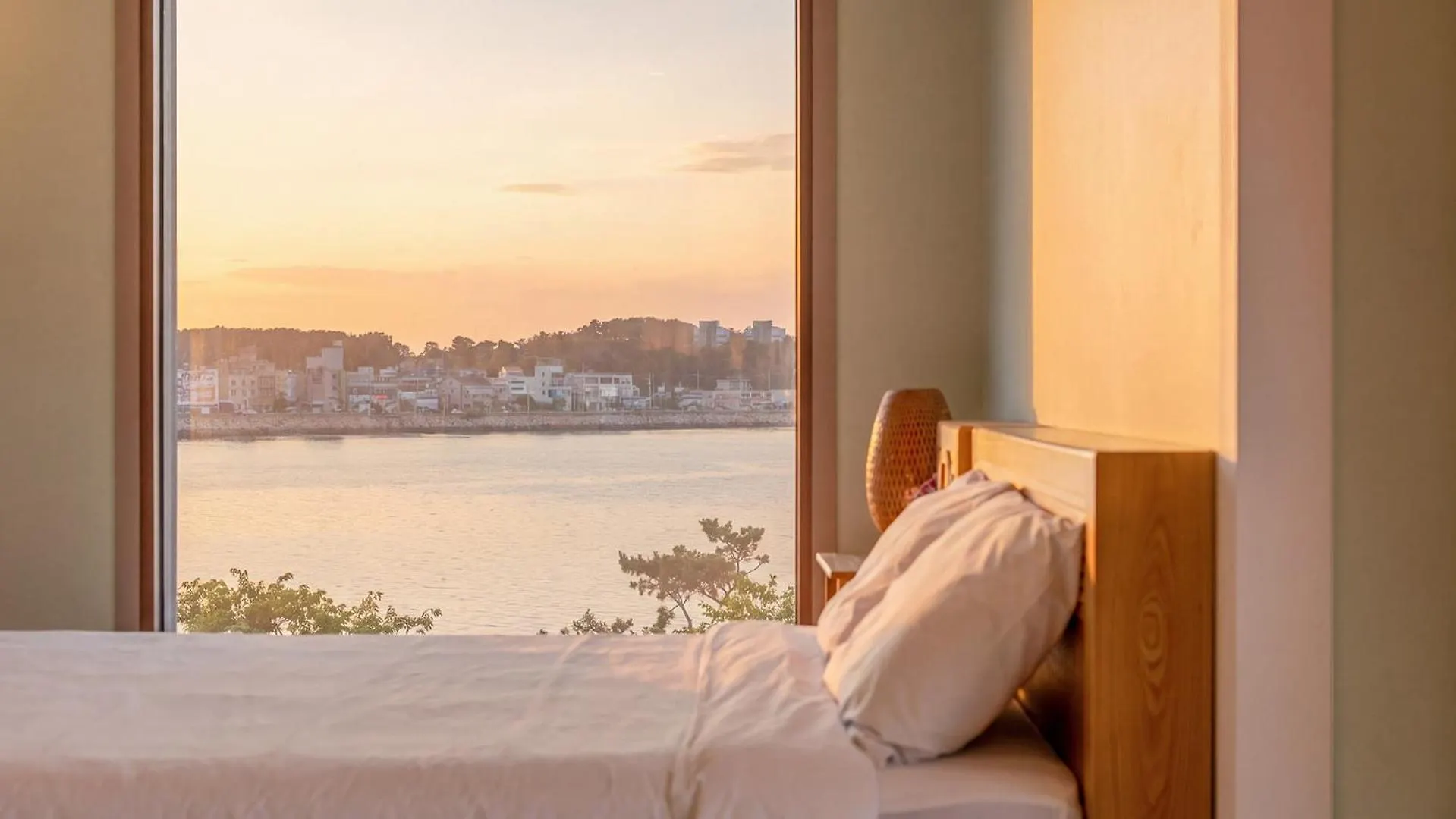 Daebudo Dunia Spa Pension Incheon